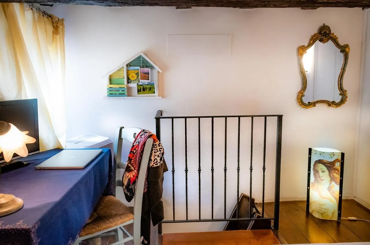 Wonderful Romantic Studio Ponte Vecchio Area Firenze Italia